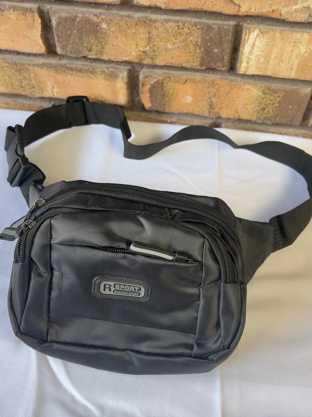 Black Men's Belt Bag - Compact Hands-Free Carry